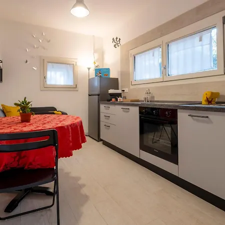 Ghisello Luxury 3 Apartment *
